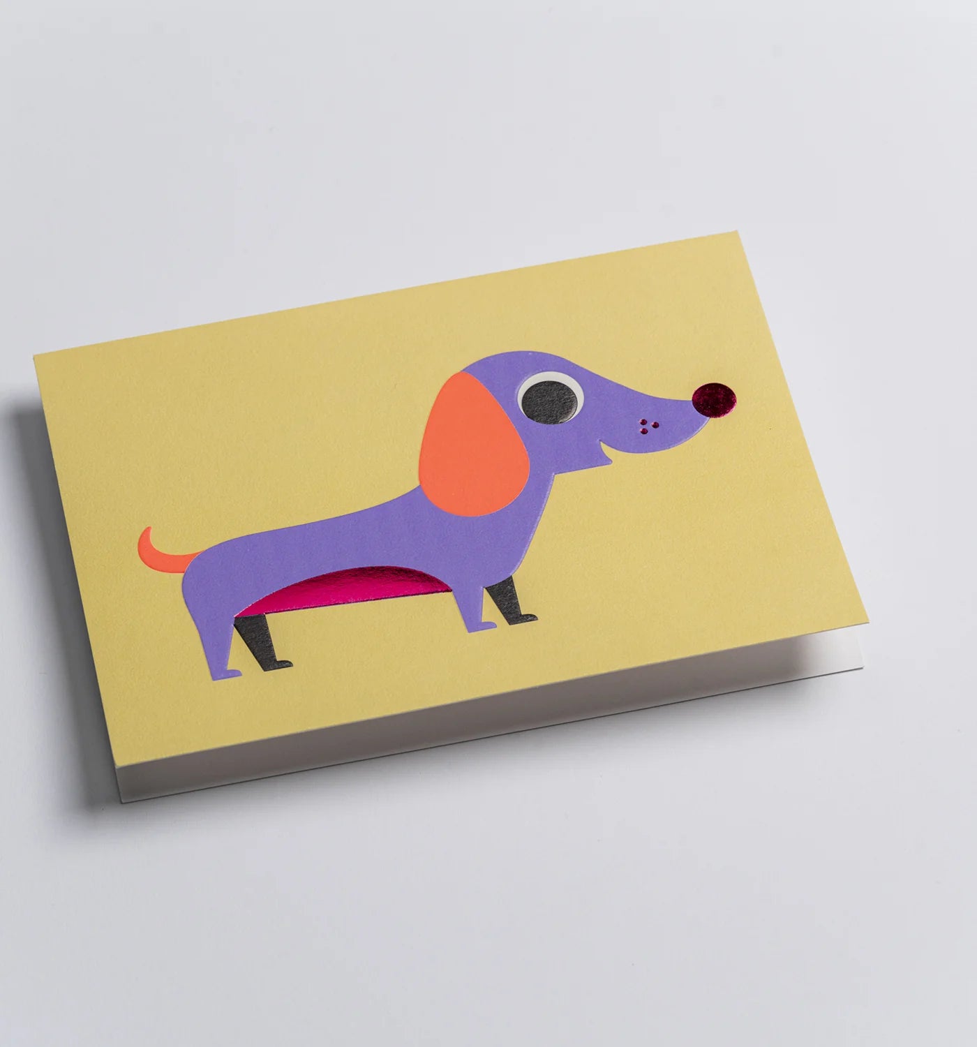 Cheeky Dachshund Greeting Card：7637